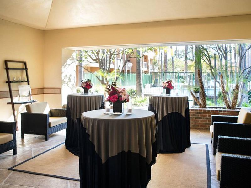 C57125A52B35F0FDDA4CB0780AB01D27