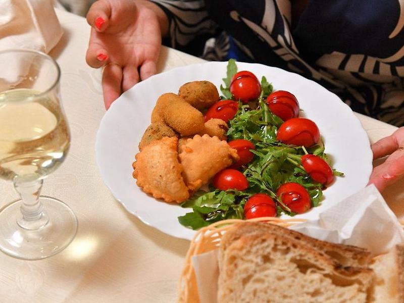 2DA963CE15AC10903137FD017D153C22