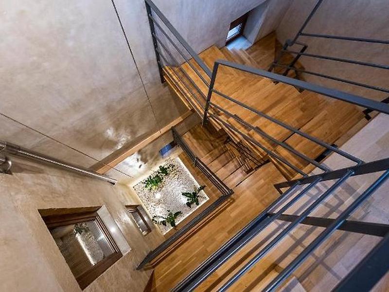 F9F216B8BC4C376C69AC8CEC71812C4B