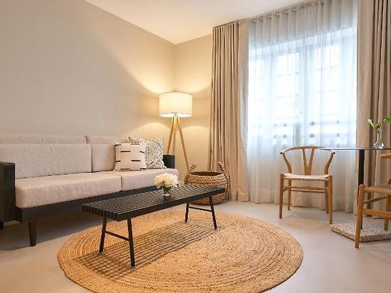 86640CA3992E0A1533F845C35E6453F5