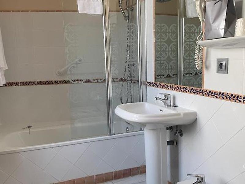 474EB4CF82EEEEF234A4B50DD61ED1A0