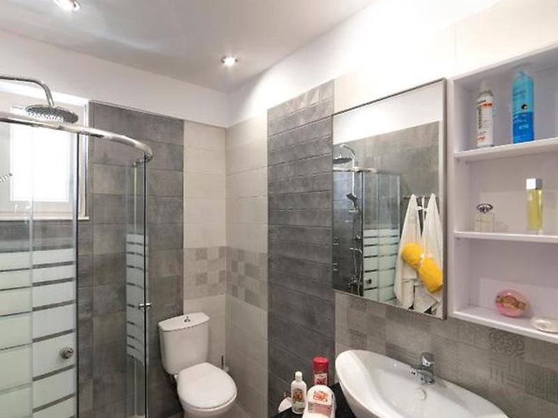 A9F53A7973AF90033973DE71D674A67A