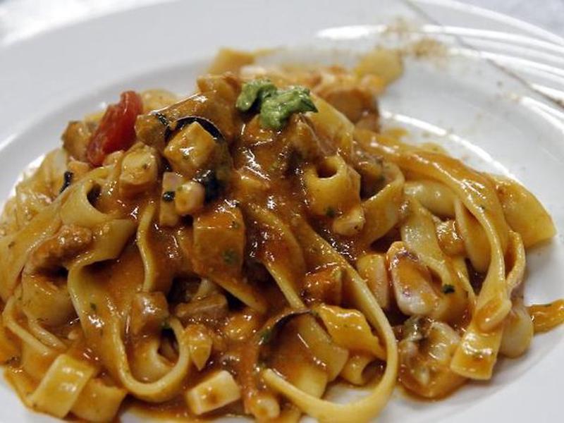 9B3180484D817FCE7939BA9D906EEA10