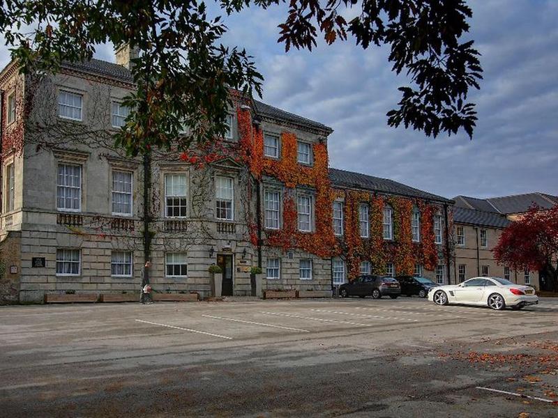 B049657D726CF9576EEE84F093579BC3