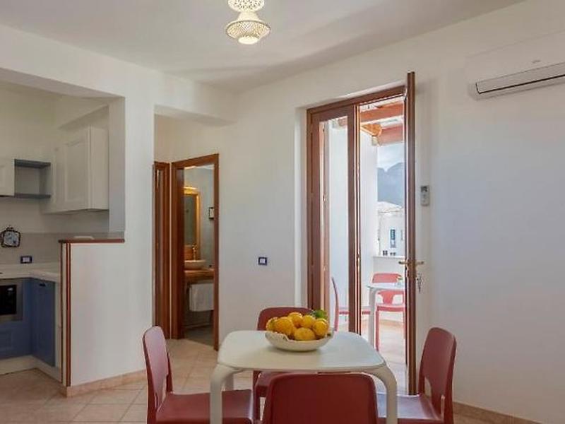 13068B462DFBDEA1AAB9F11458670946