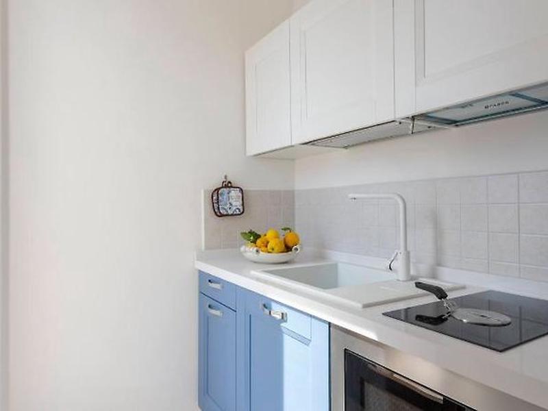 B32D3F0AA896275E64FA0151843A56FF