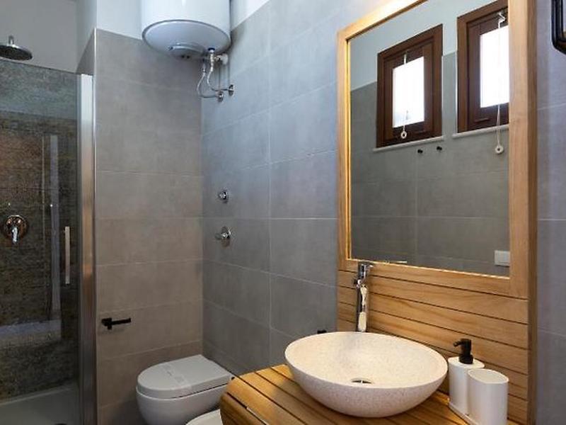 EB640415E0C5B66839487546D37EFC70