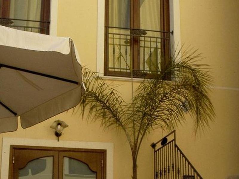 D120B1C0CC437E7702A3BAF929564795