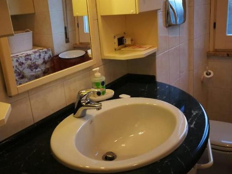 7F751880FE55A2334CCDA0F9D0152CF1