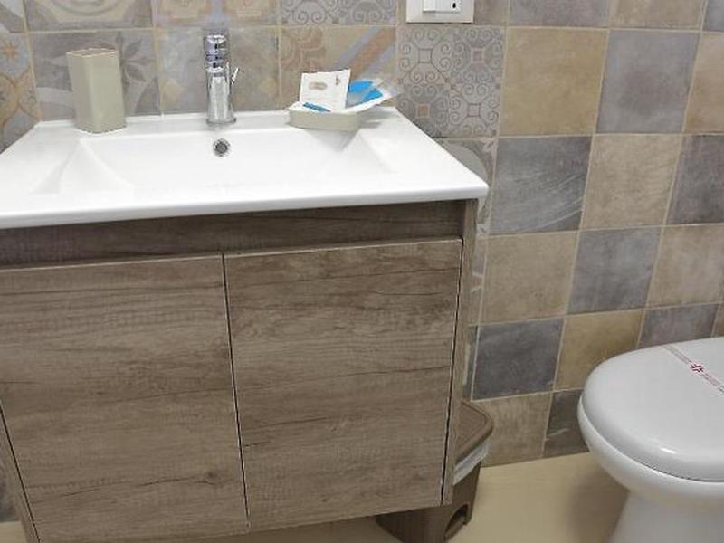 19742E37215FF19913E99AAC49D5BB7D