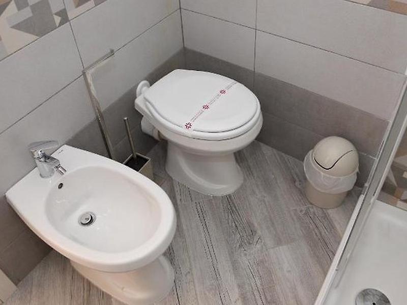 9561557E194B84A12ED4D923721861DA