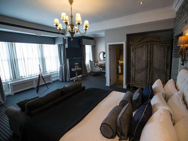 84E897A6FA0BE61F0D33570C6BDF4543