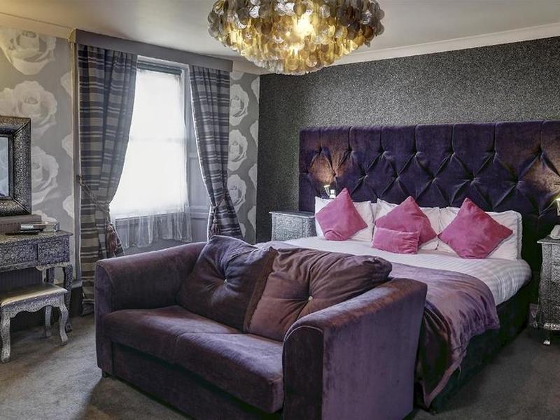 F29D7CFD82A17CA4454373E68D1A3613