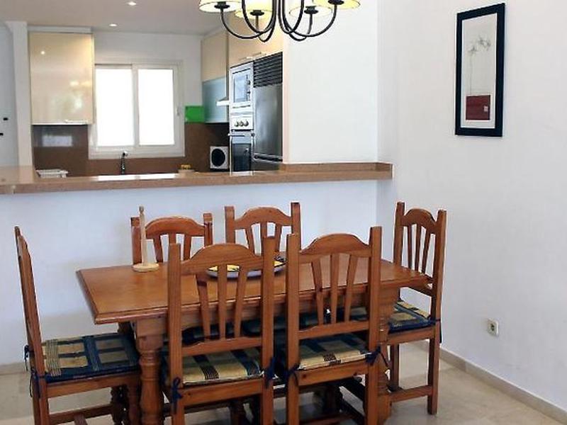 10017F67AF4E2D40D82AD7F700613ED4