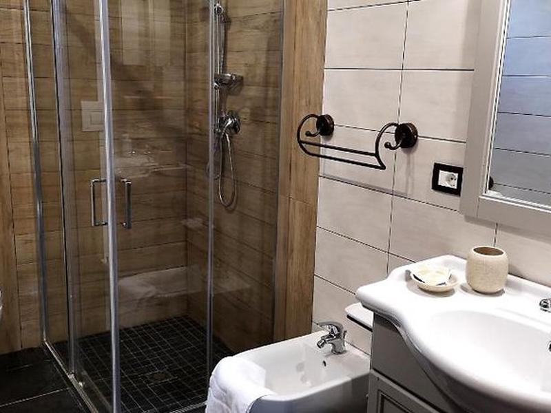 AECDB7E44D563C43B2360CD9FB96F32F