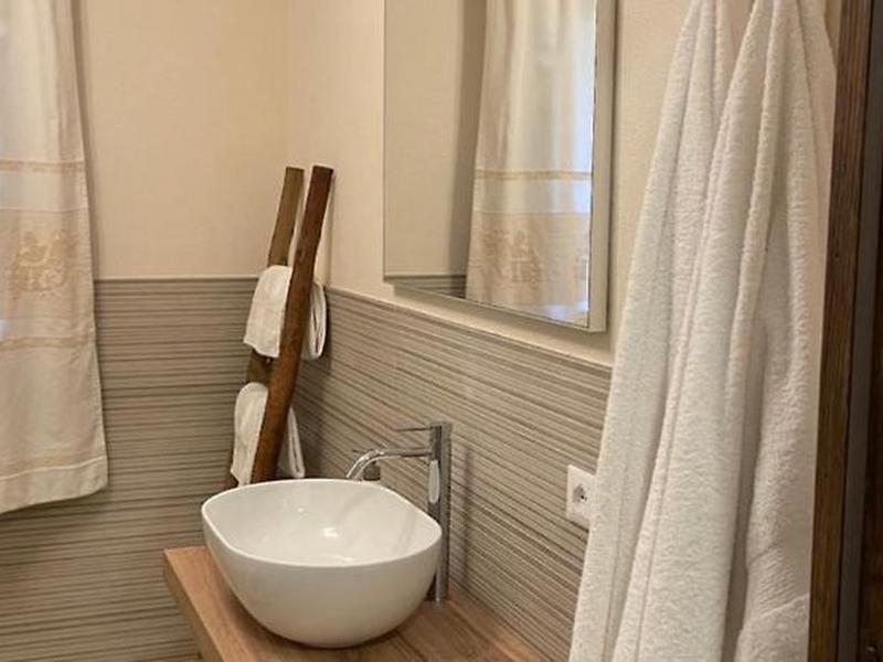 FFDB87466649D1ABB92CD99FB5A6D448