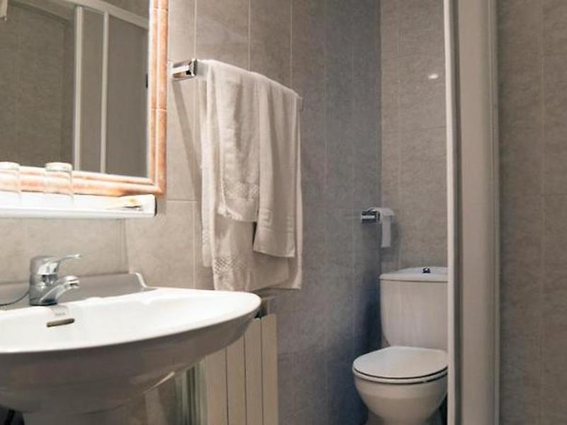 FBFCE5C8722C4292F14D1E734239B9EE