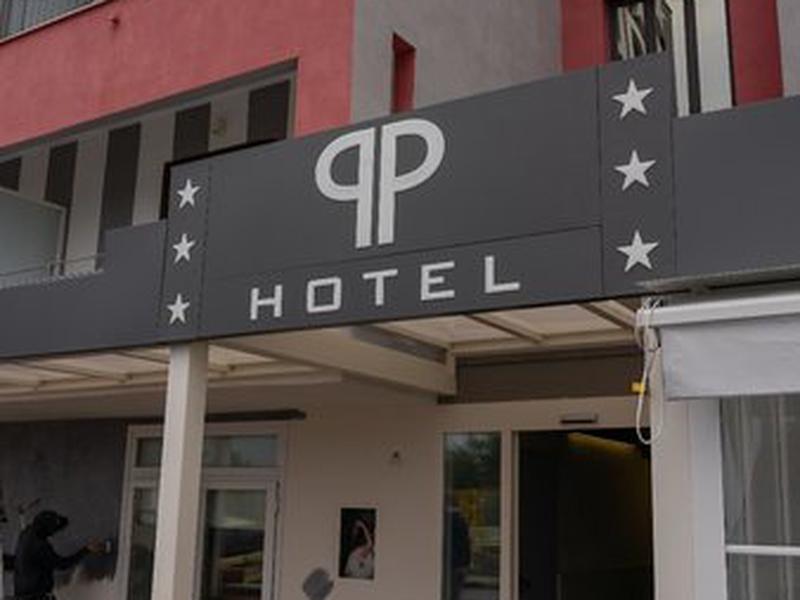 DBA77F67ADDEBB2EF91EE8CBDB2C7761