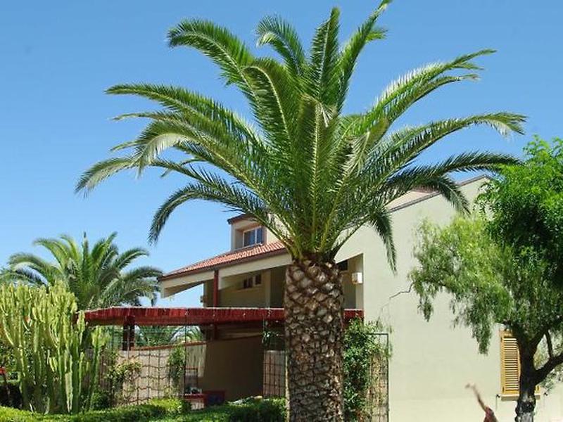 D901FE9AE8542AFAD06AB3AB081E68F2