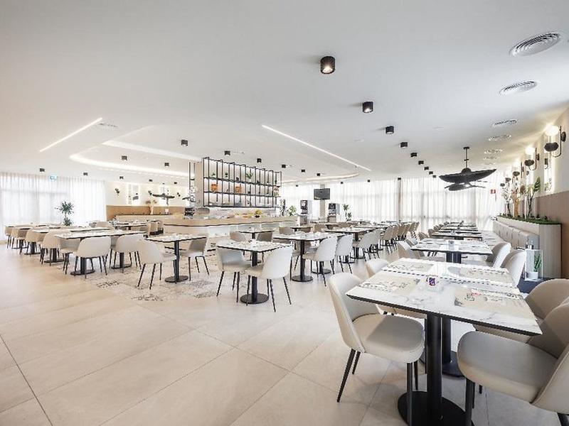 5F6403C1EB455CEE8EBC92065A6CFFF0