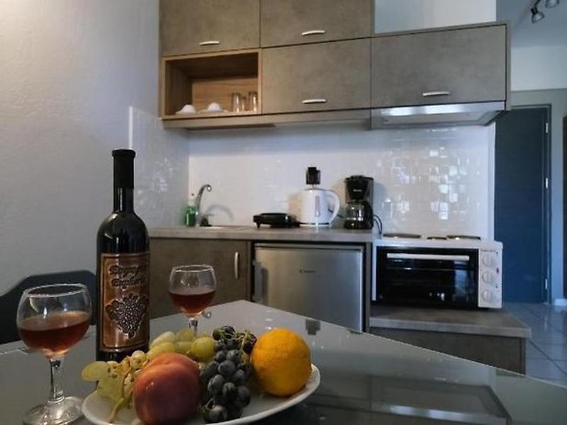 B3DD5287D40F4C94B1920DC007A47AC2