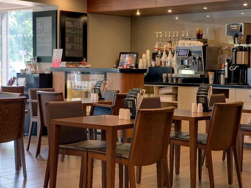 D3DE5DFE33A6A671FF6134D83EC0E28E