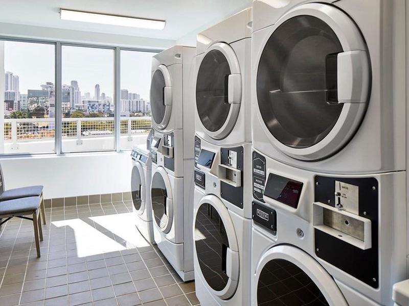 3A05341DE3A0E36B5D12C6A052B17B19