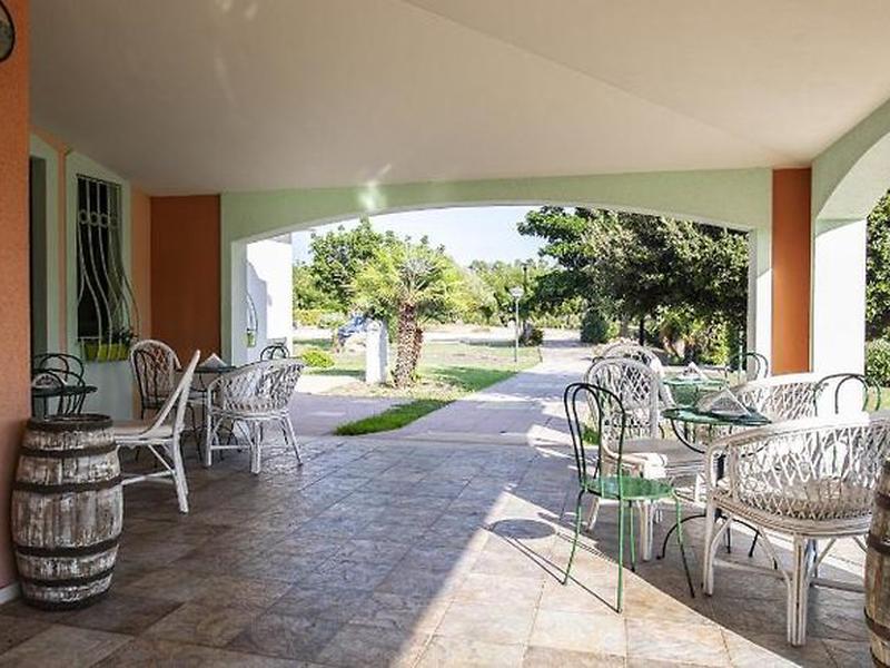 CE6E108E3A0FBB30D074DE63B6A8C678