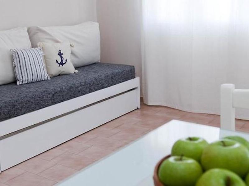 30838AC05C9C4F93D16D1EDD98E6EBD3