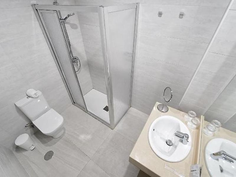 C249B5F1416049672F824D51D3FF4FC6