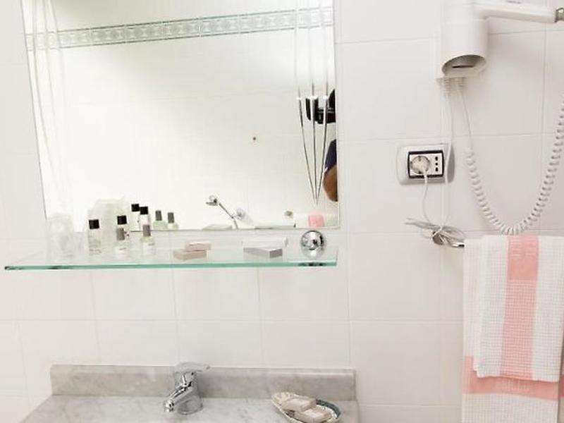 6A4089A1D0956CD84014C9DB83FB40C7