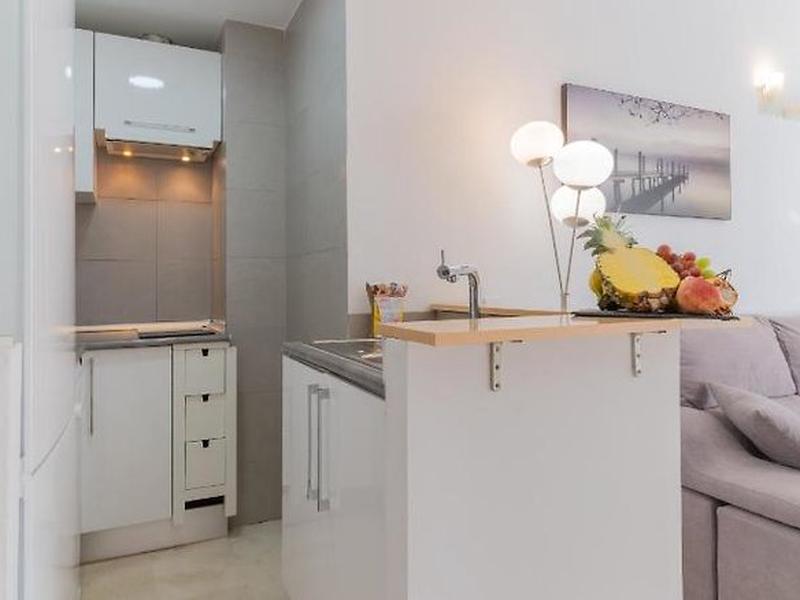 87C1A4C3397E8594B59F1E0EB54D8E07