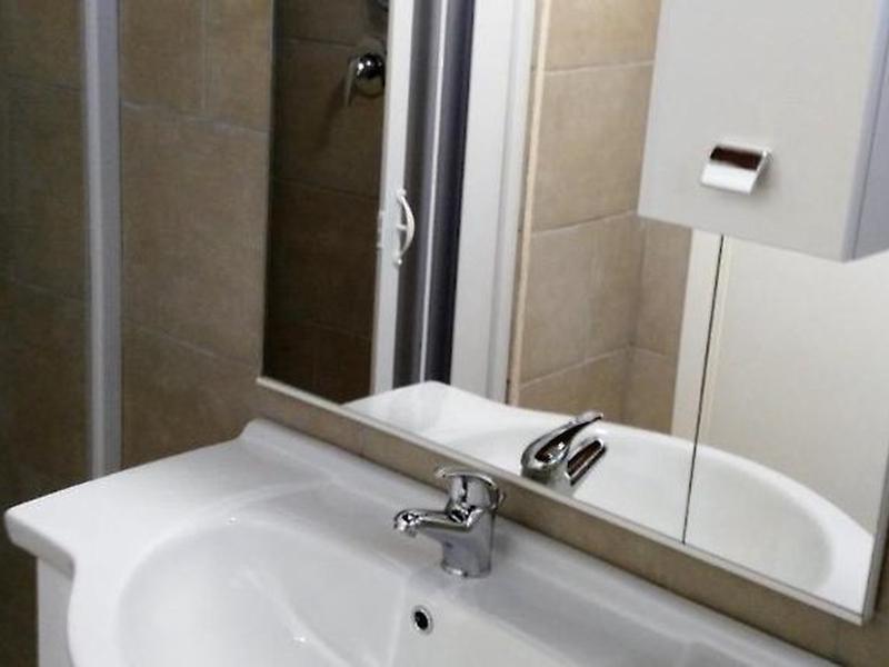 B2E496A747A3CA462FB9A6DEA337215E