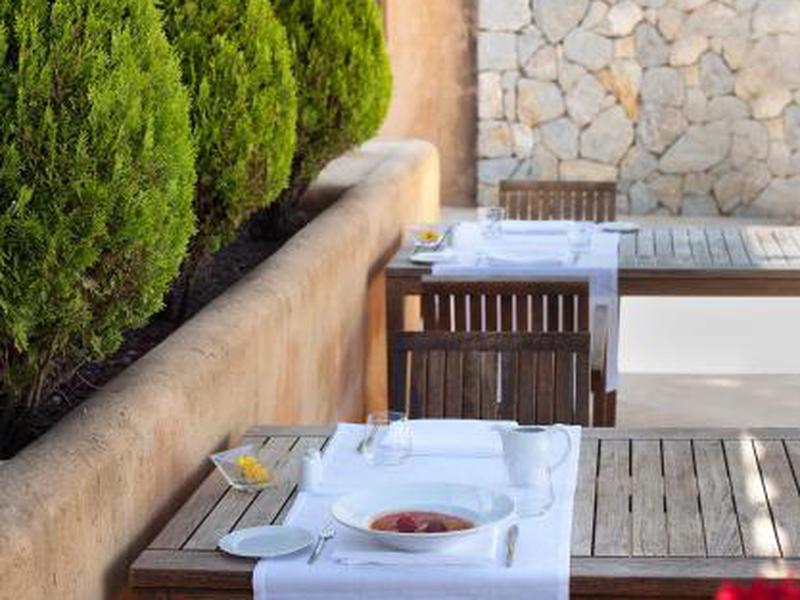 4BDE79F6CAF3A0FAEB81DECD79A8749C