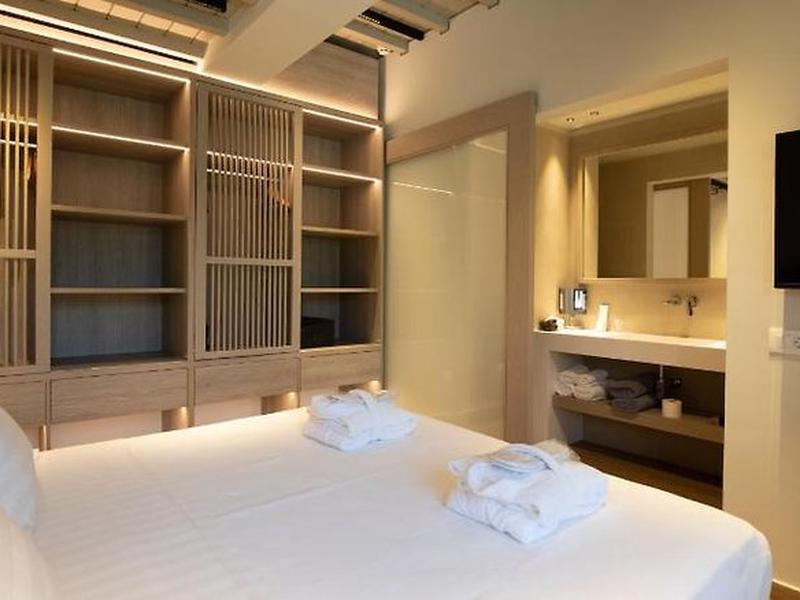 B86402CB218F7F693300EBAFF71BD2E5