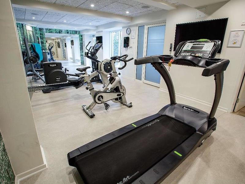 1BEE67D706C81A1088249BABC3FE9E90