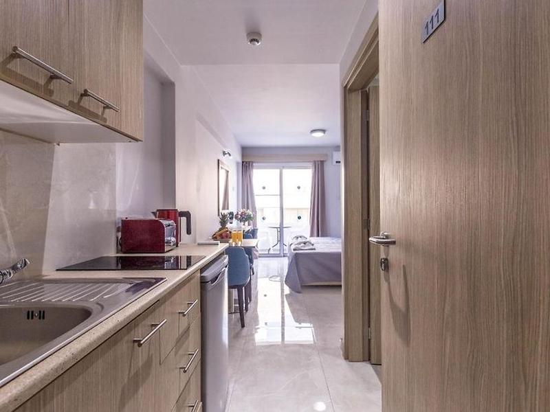 45A4AEEBA77386576845D2DFCAE62A4C