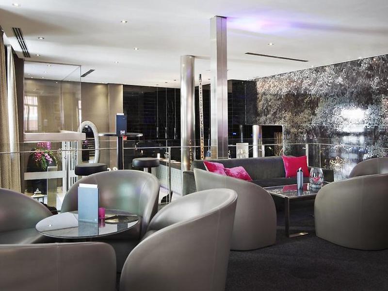 CF0441443EFF75314F8580F3F000982F