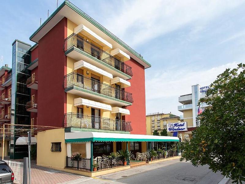 F5F7E97738168F8C2D37E3AE5B8F48CB