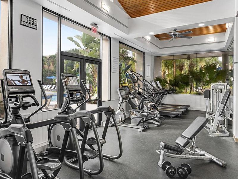 D62E0D5E272210D939D8EAD3563BCDBE