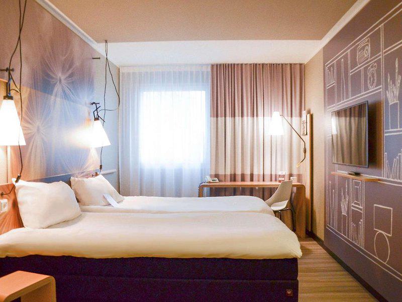 6063BD312A1CBD49725B156CD87095F2