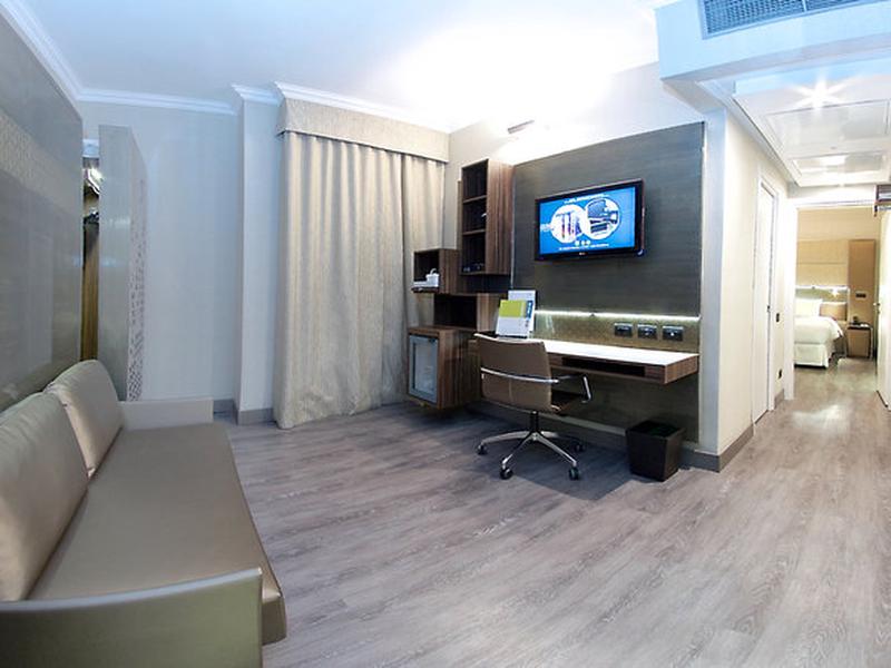 90CB4F43CC01E4A6E0FD352B7014E5F1