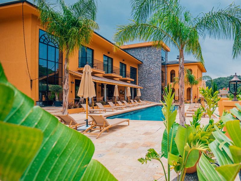 B20141849CEA9251A4462C4C8CAB4F71