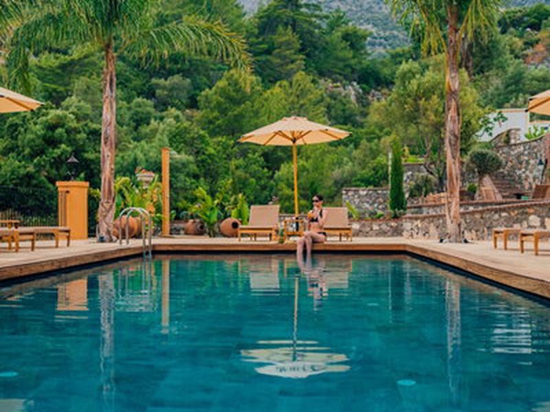 4F5AFF7324DC60CEC6715DC8C774B863