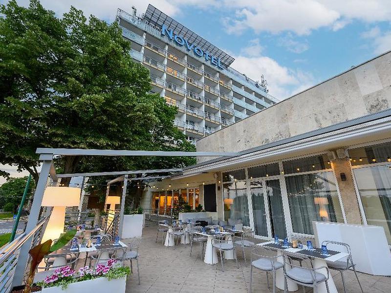 BE9EFEBF8E1AFC1F0DEDDE29BBCFAF90