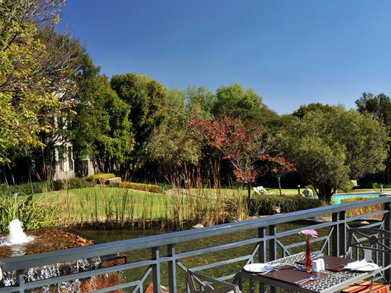 8B7A0FBF75945D6BE5628F77F5DCEB27