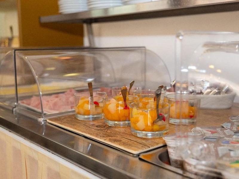 04EB99EFF543DBFFB0BAA5DF02167A64