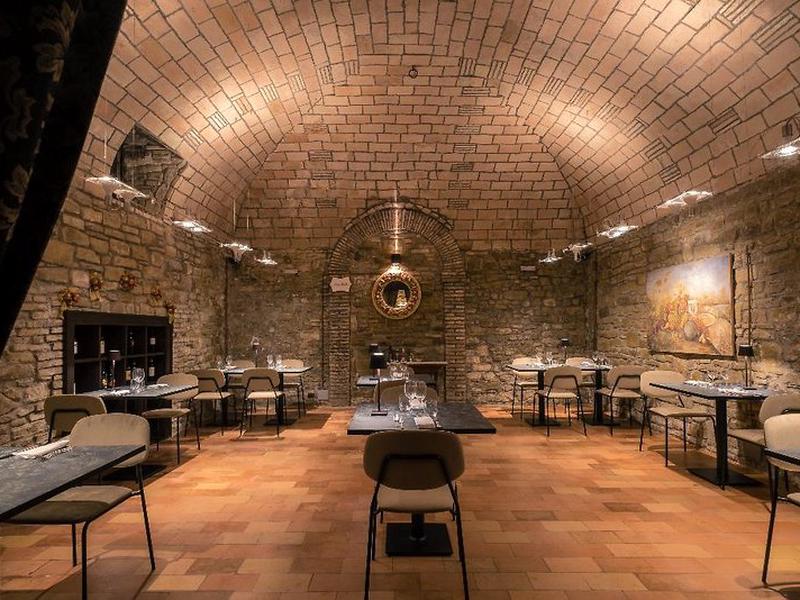 21E6ED109FA79243930A25B155883AAB