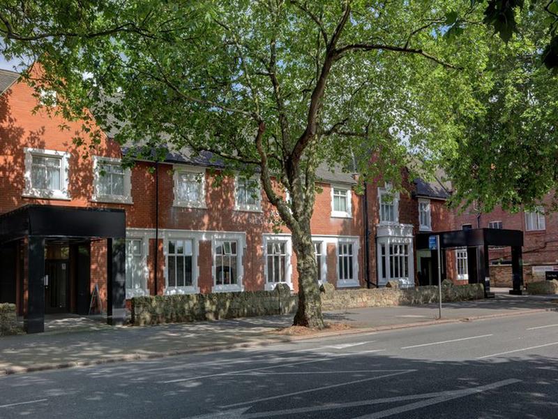 06776483938B8D59F19D9E10122F1321