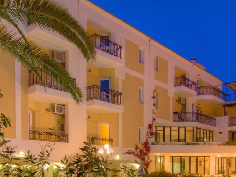 56B7821B15F24703F0ECAA4A8E1904F6